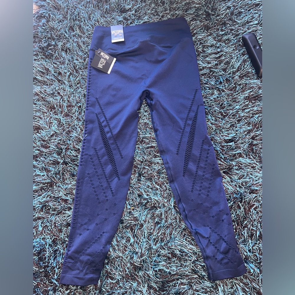 Brand New VS latter seamless leggings 💙